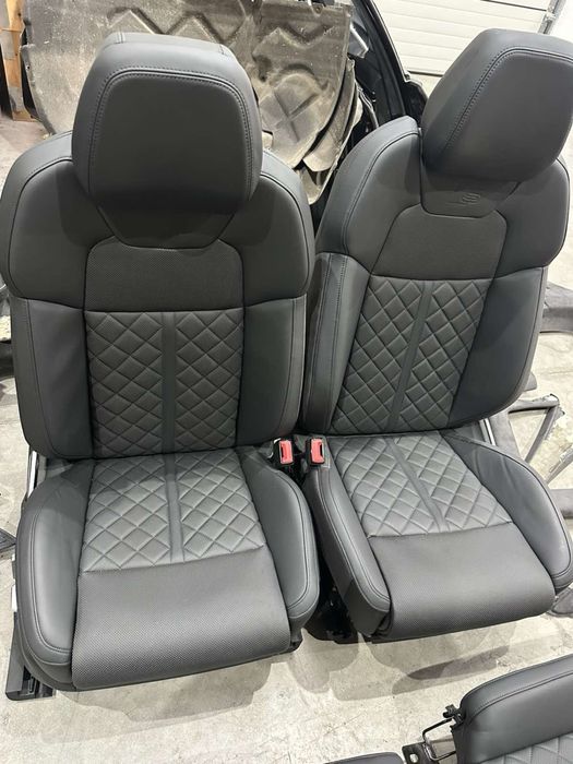 Кожен салон Audi S8 4N