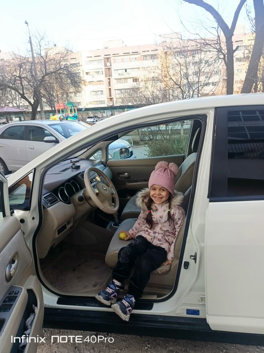 Nissan tiida  сотилади!!! Арендагаям берилади!!!