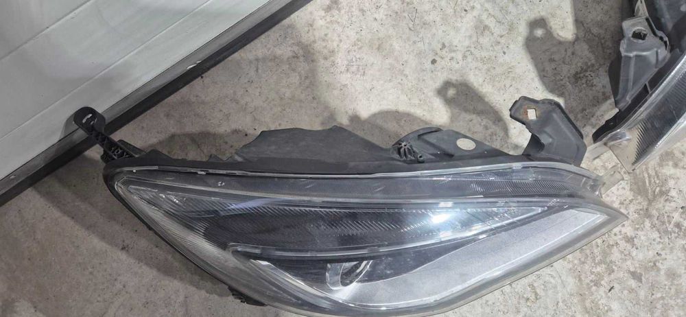 Ксенон фарове Astra J