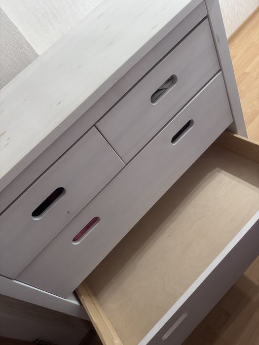 продам комод деревянный