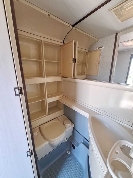 Rulota Camping Hobby 400 C