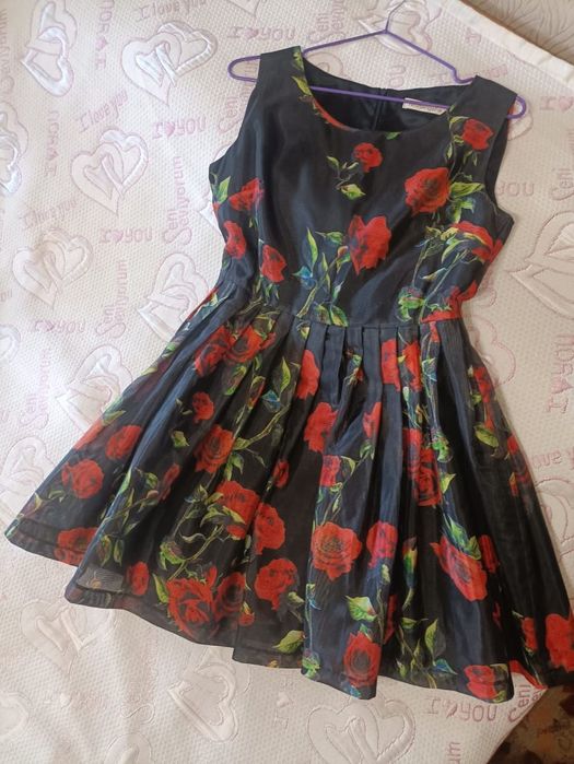 Нарядное платье.