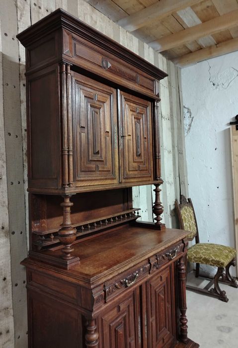 Credent /Bufet vechi din lemn masiv de stejar /Dulap/Vitrina