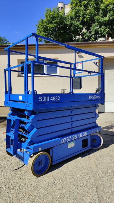 Inchiriez nacela electrica înălțime de lucru 12m