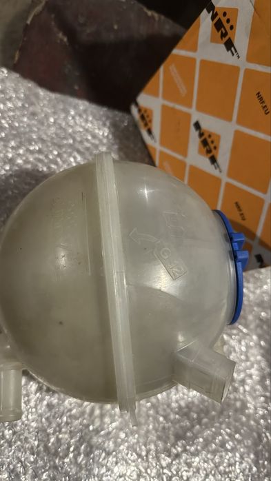 Казанче за антифриз 1.9 tdi 131