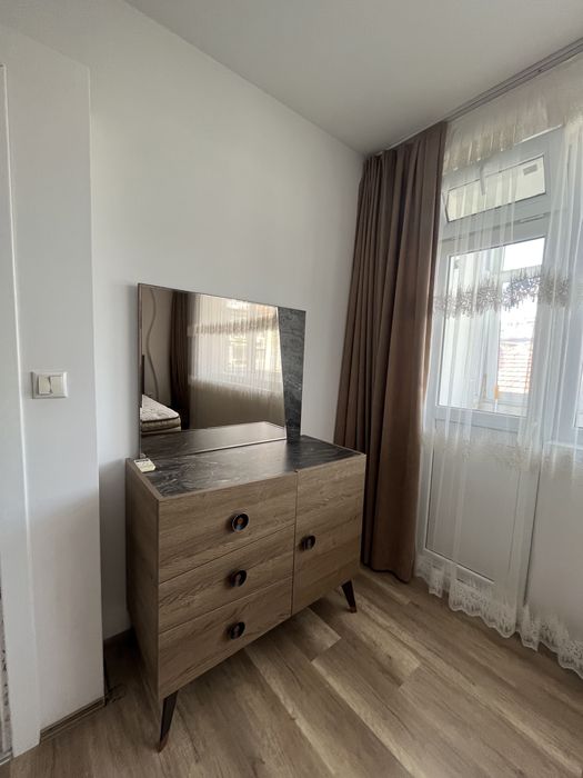 Дава се под наем Двустаен апартамент в Търговище, Център - 75 кв.м за 306 € - Снимка #6