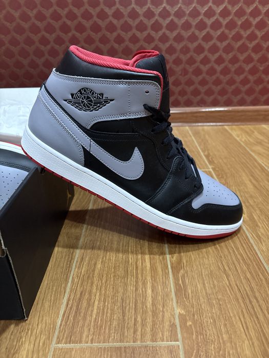 Nike Air Jordan 1 Mid размер 50.5