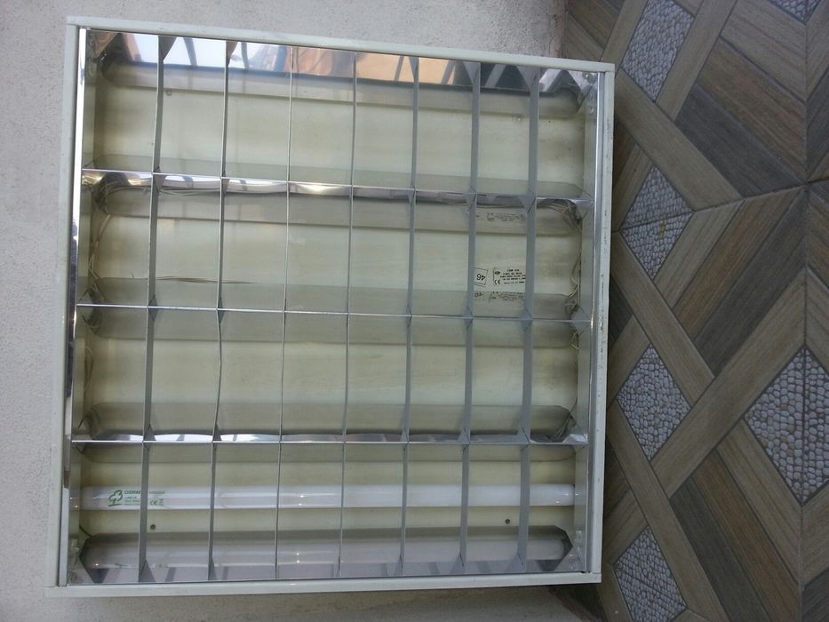 Corp iluminat electric cu neon(3 buc.)