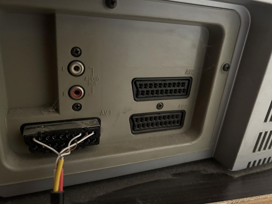 Работещ телевизор Grundig Xedance 29"