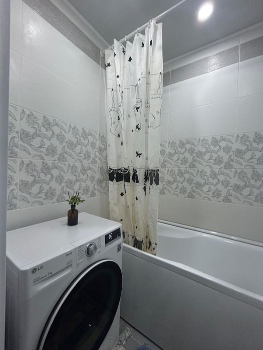 Сдаю 2 к,кв. На 101 улице