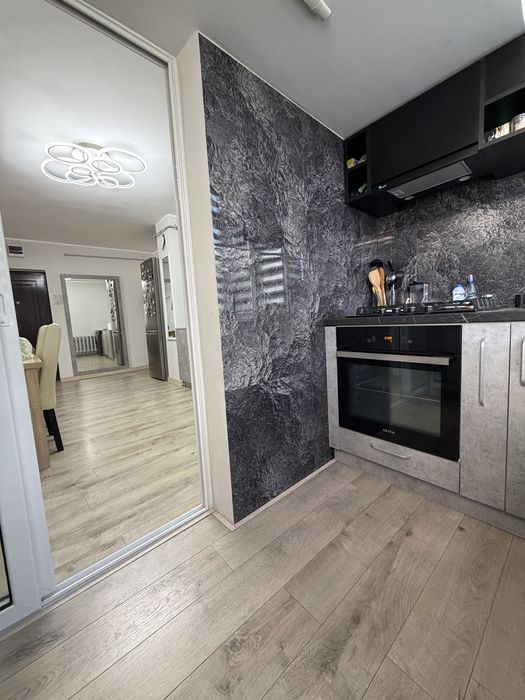 Inchiriez apartament 2 camere