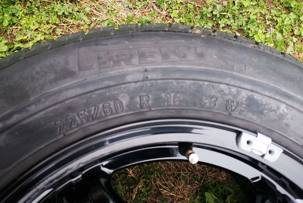 Резервна гума за Mercedes S Class W220