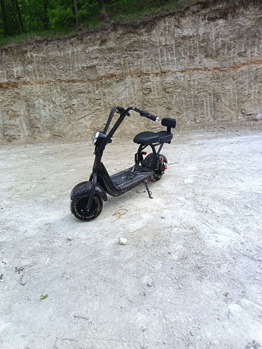 Vand motocicleta electrică