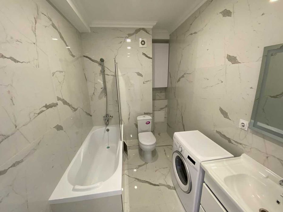 Дава се под наем Двустаен апартамент в София, Център - 57 кв.м за 495 € - Снимка #3