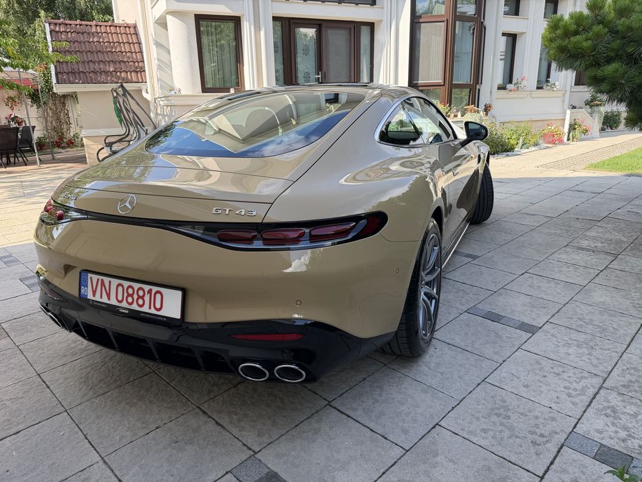 MERCEDES-BENZ AMG GT 2025 — imagine 3