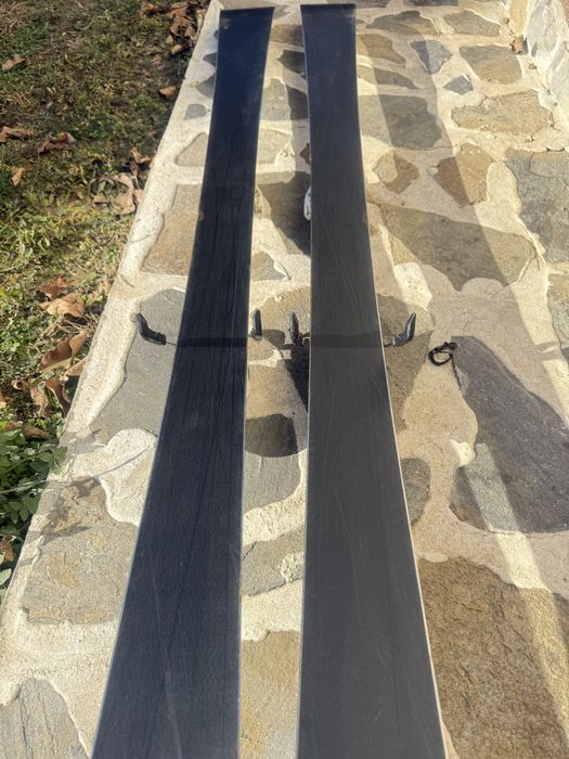 Skiuri Atomic Cloud 8 - 157cm