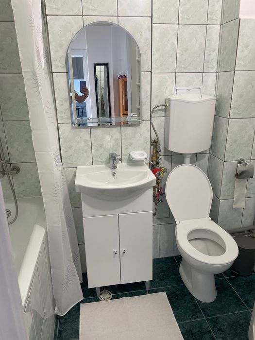 Apartament 2 camere de închiriat