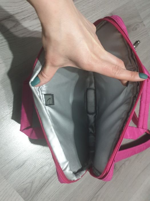 Geanta notebook !