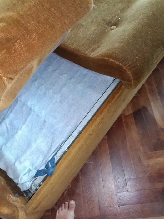 Продавам холова гарнитура комплект