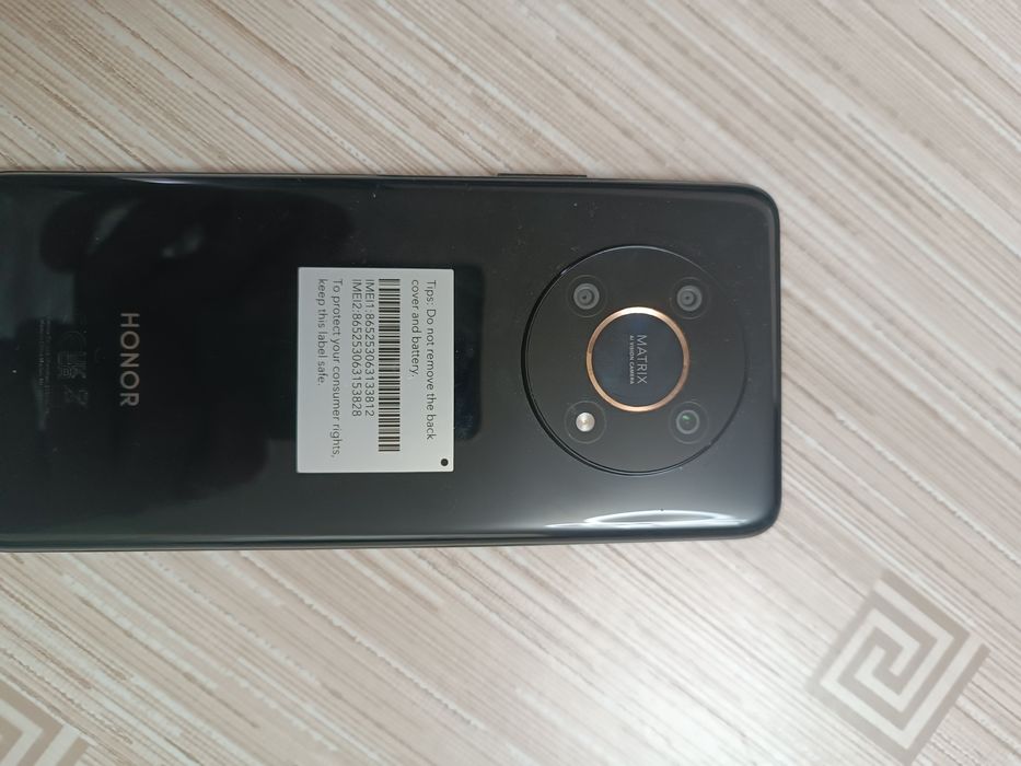 Vând telefon Honor magic 4 lite