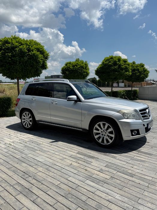 Продава Мерцедес GLK