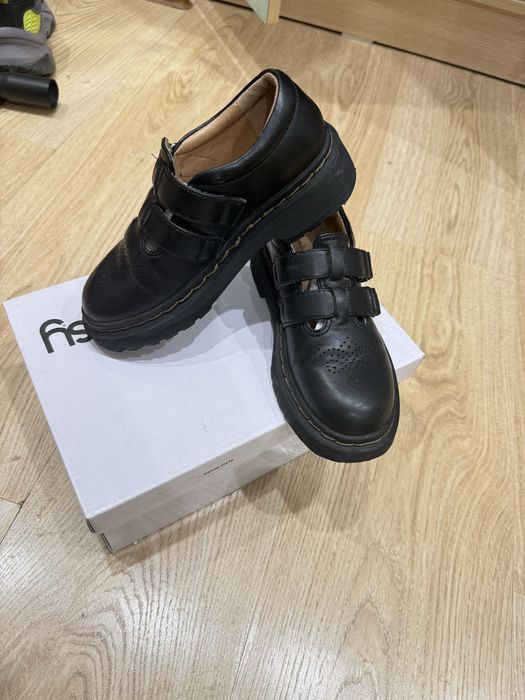 Туфли  для девочки в школу