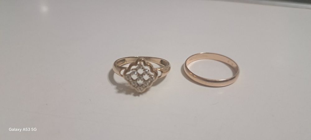 Продам женские кольцо
