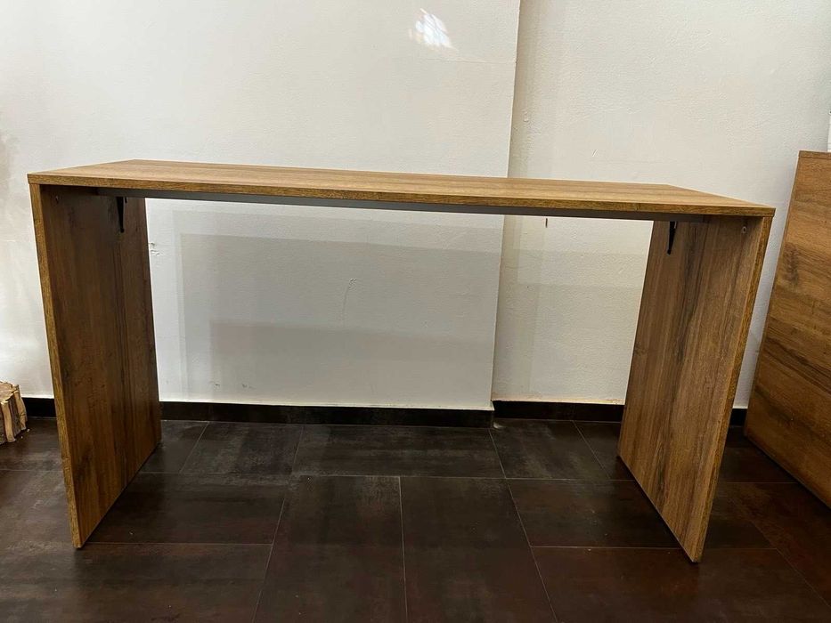 Цветарски поставки от дъб