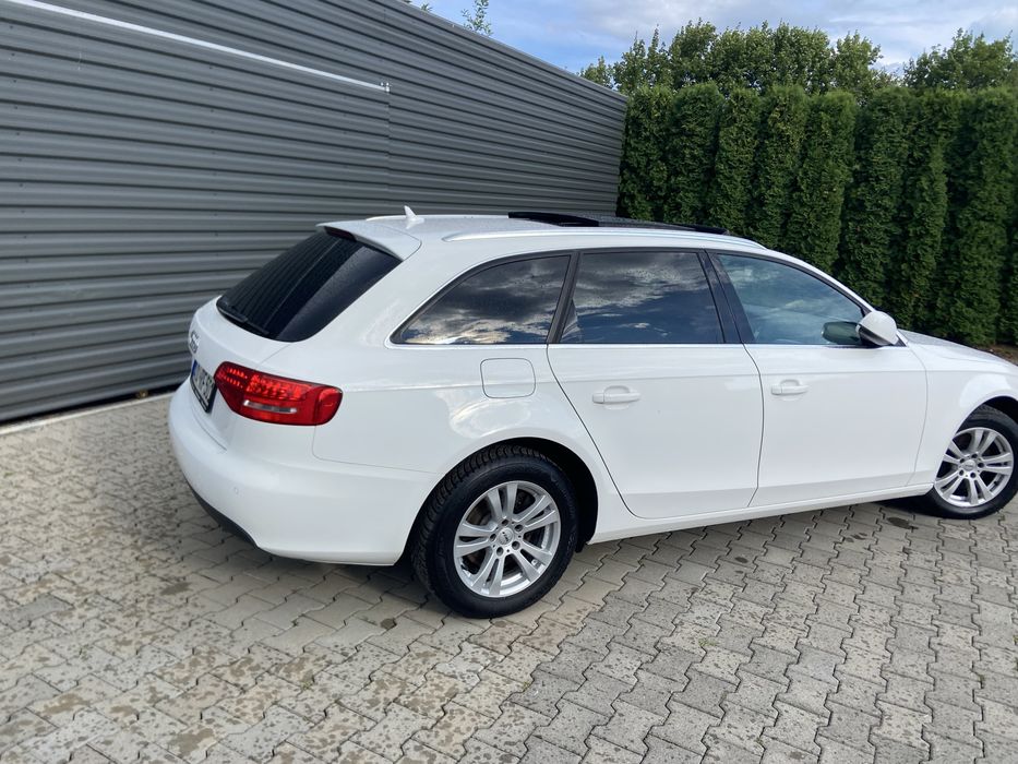 Audi A4 2010 Panoramic Side Assist Camera