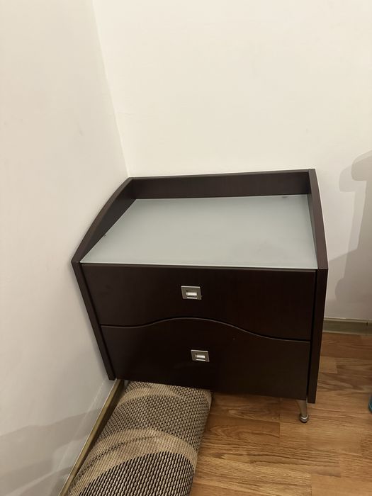 Продам спальный гарнитур