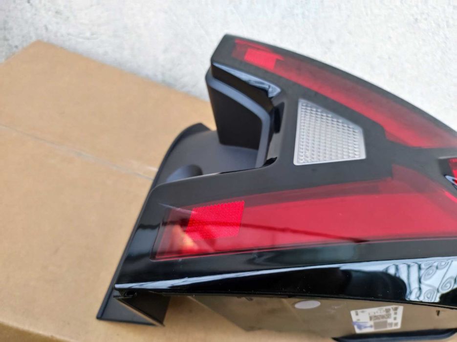 Lampa stop stanga si dreapta Dacia Bigster 2024 2025 2026