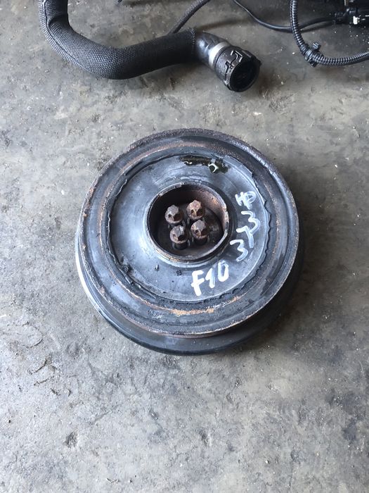 Демпфер шайба бмв ф10/11 535д 313 коня ( dempfer shaiba bmw f10 535d )