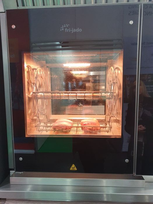 Грил за пилета с кошници Ubert