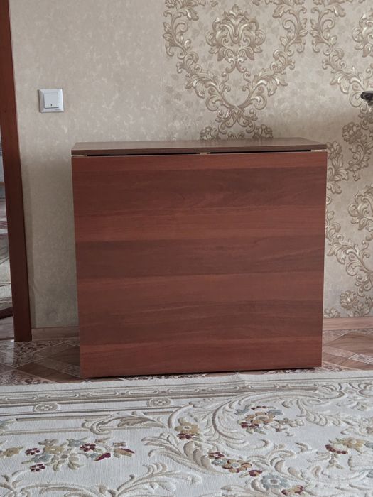 Стол книжка новый
