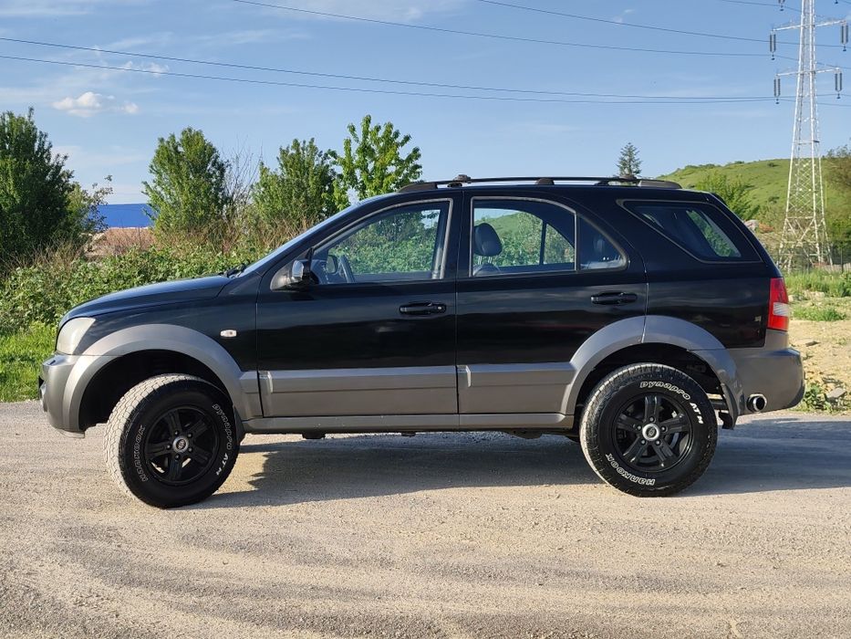 Vand Kia Sorento 2.4 benzina,146 cp,teactiune 4x2/4x4,reductor