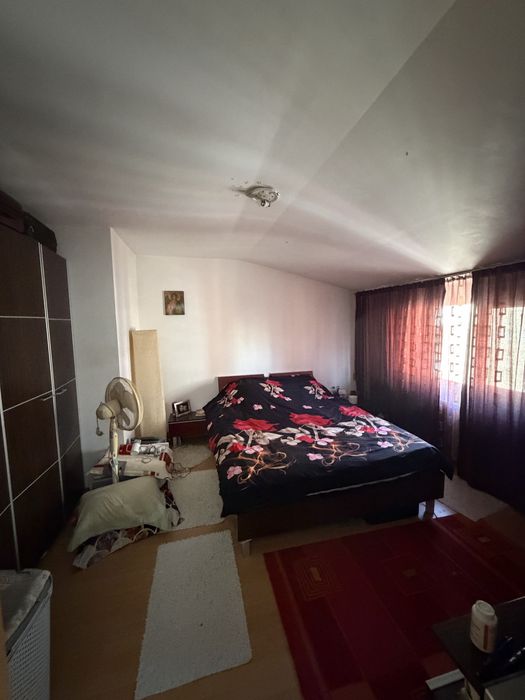Vand Apartament 3 camere 82m2 utilat si mobilat