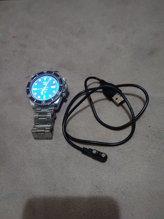 Продам часы AW12 PRO серебристые