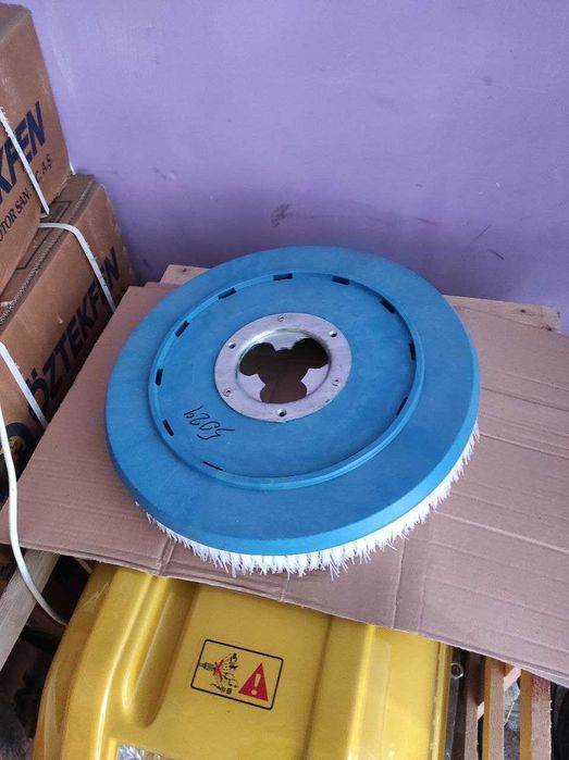 Gilam Yuvish uskunasi Роторная Машинка для чистки ковров 380 VOLT