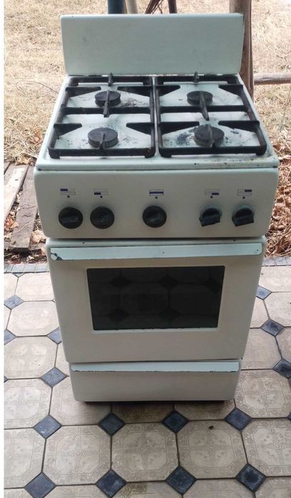 газплита сотилади