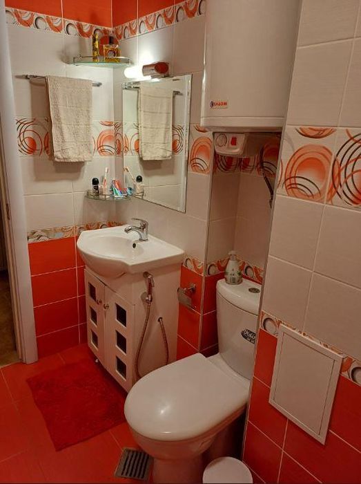 Дава се под наем Двустаен апартамент в Варна, м-т Траката - 60 кв.м за 500 € - Снимка #4