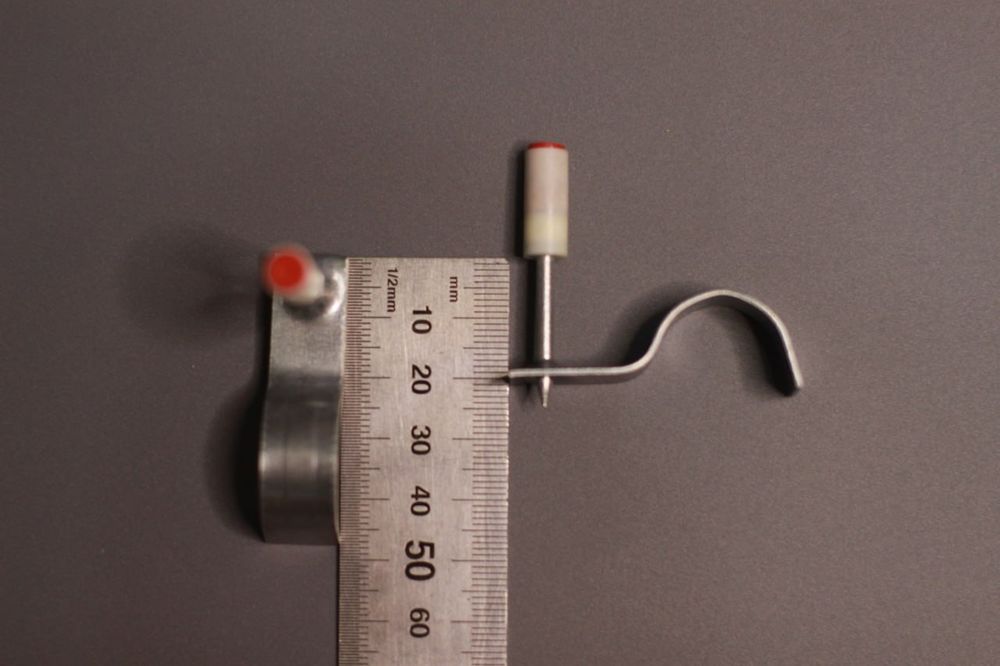 Пистолет для дюбелей с паропатроном