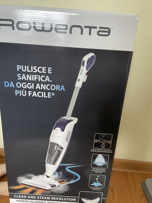 Aspirator NOU cu abur ROWENTA Clean & Steam Revolution