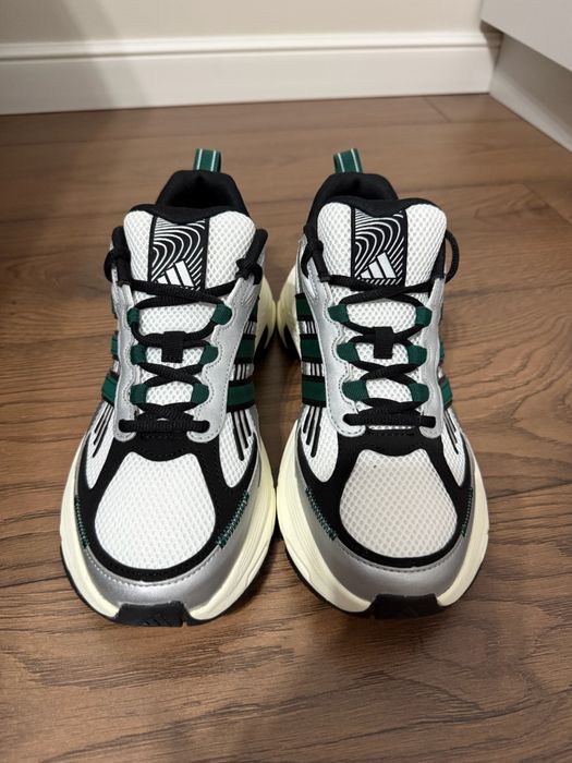 Новые кроссовки Adidas, оригинал