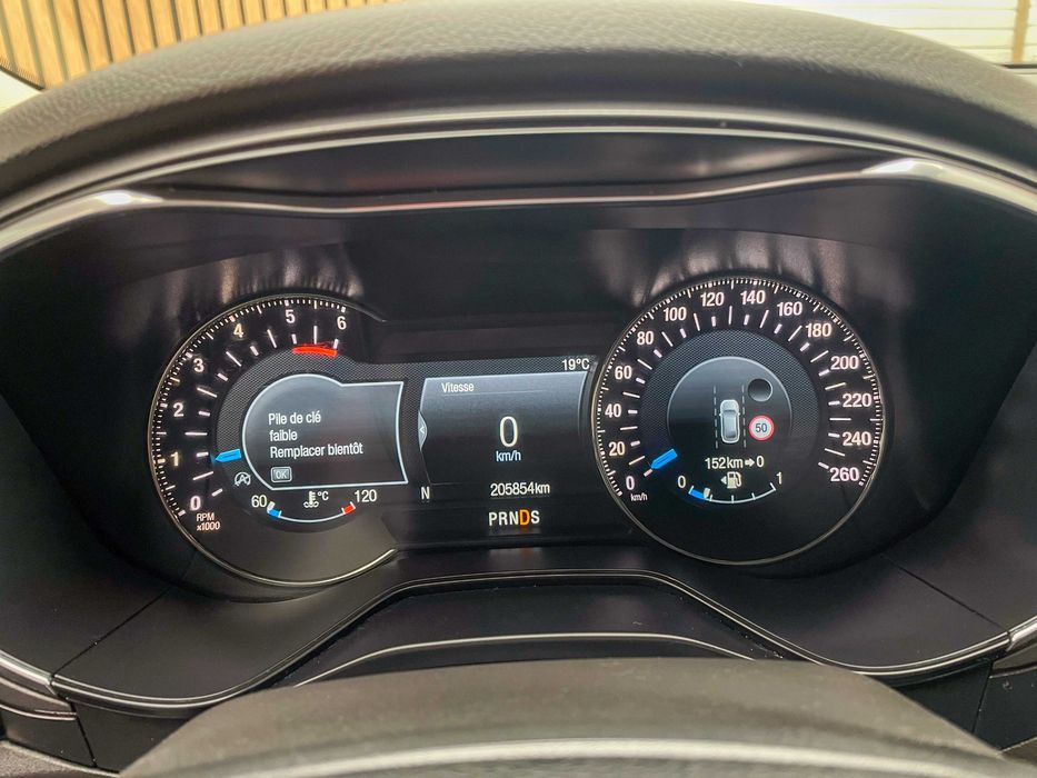 FORD MONDEO 2,0 Diesel . 150 Cp . Euro 6  Cutie AUTOMATA Rate fixe Garantie 12 luni, Buy-Back