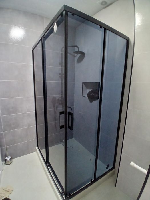 Dushavoy Kabenalar, Душавой кабина.