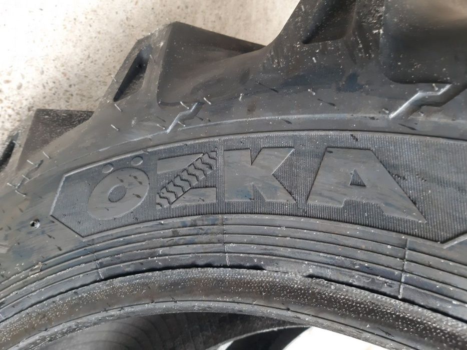 Anvelope noi agricole de tractor 13.6-28 cu 8PLY Cauciucuri