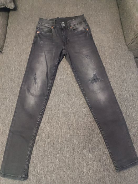 Vand 3 perechi de blugi Denim Originali marimea 140 "Noi"OCAZIEEE!!!