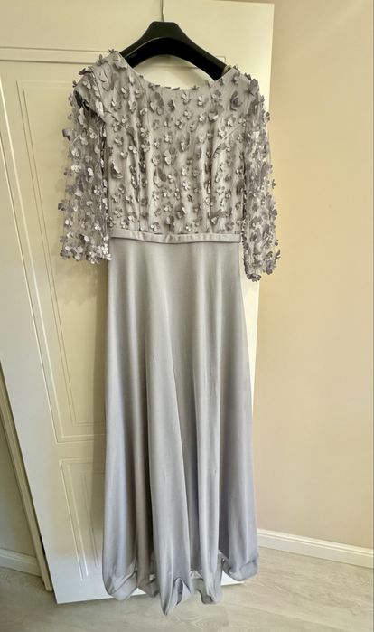 Вечерние платья