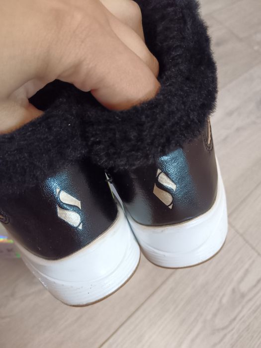 Skechers ватирани боти 29н
