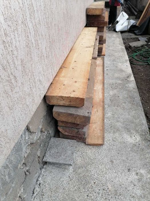 Сух чамов материал на талпи